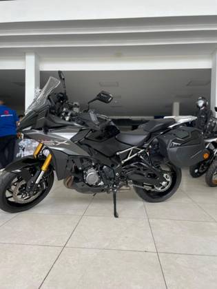 SUZUKI GSX-S1000GX ABS SUZUKI GSX-S1000GX ABS